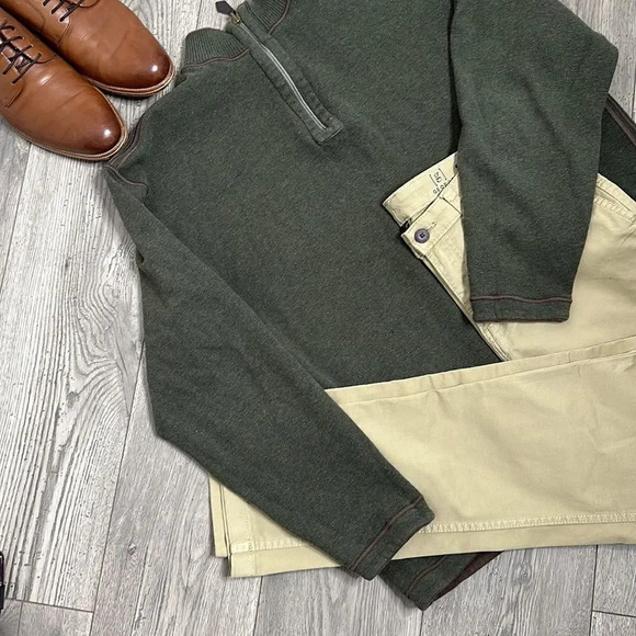Men’s Brown/Green Reversible Pull Over Sweater - Picture 12 of 14